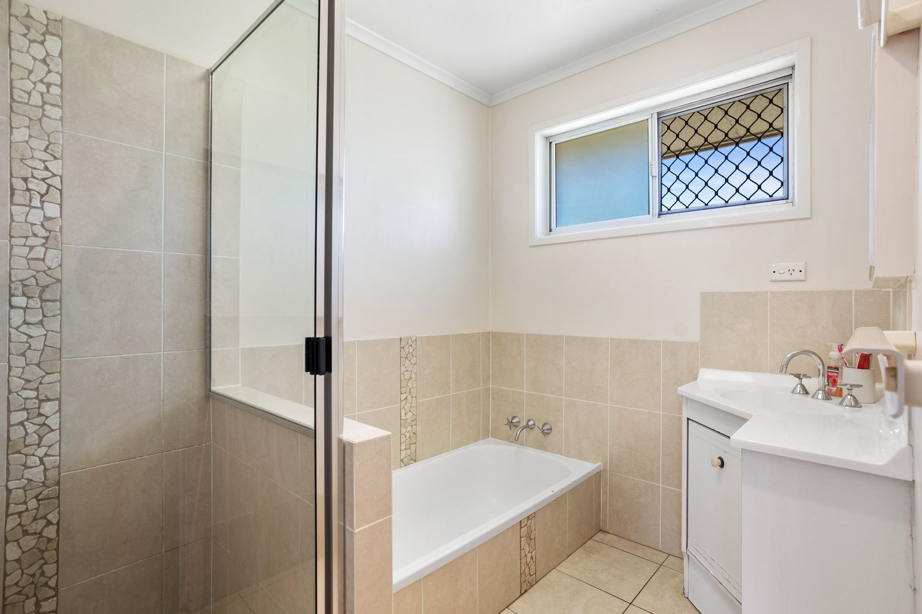 35 Wuth Street, Darling Heights QLD 4350, Darling Heights - Thumbnail 5