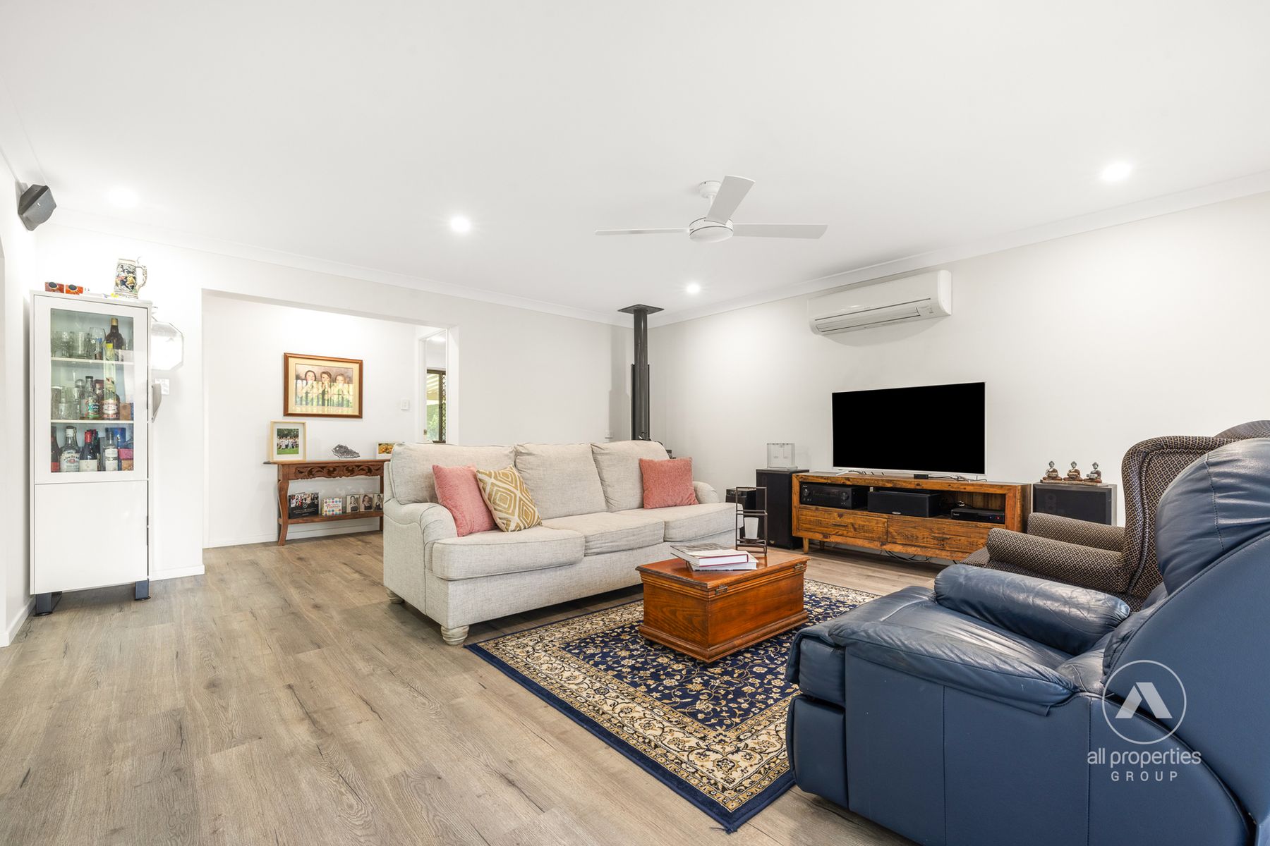 14 Woodview Street, Browns Plains QLD 4118, Browns Plains - Thumbnail 2