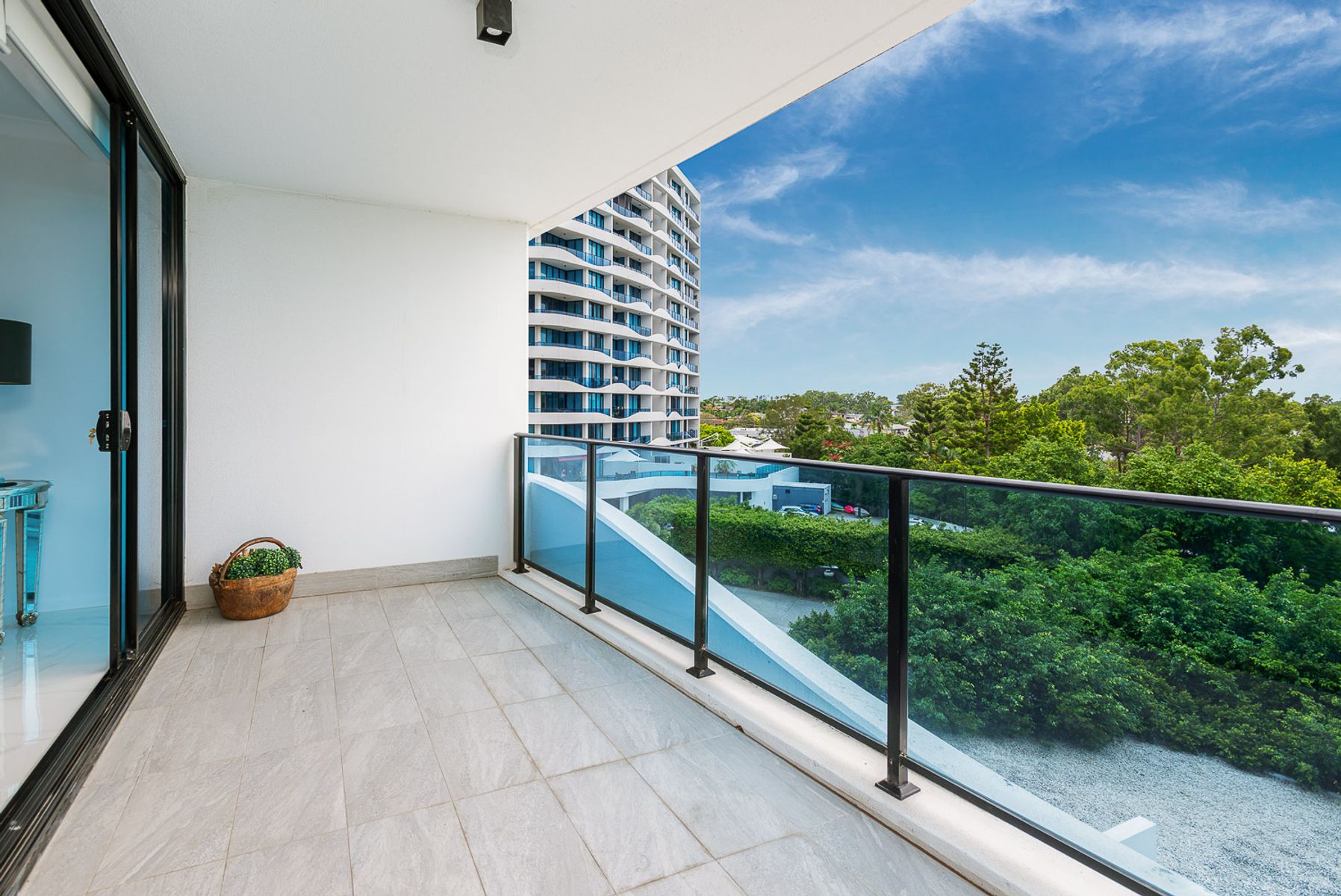 3307/5 Harbourside Court, Biggera Waters QLD 4216, Biggera Waters - Thumbnail 4