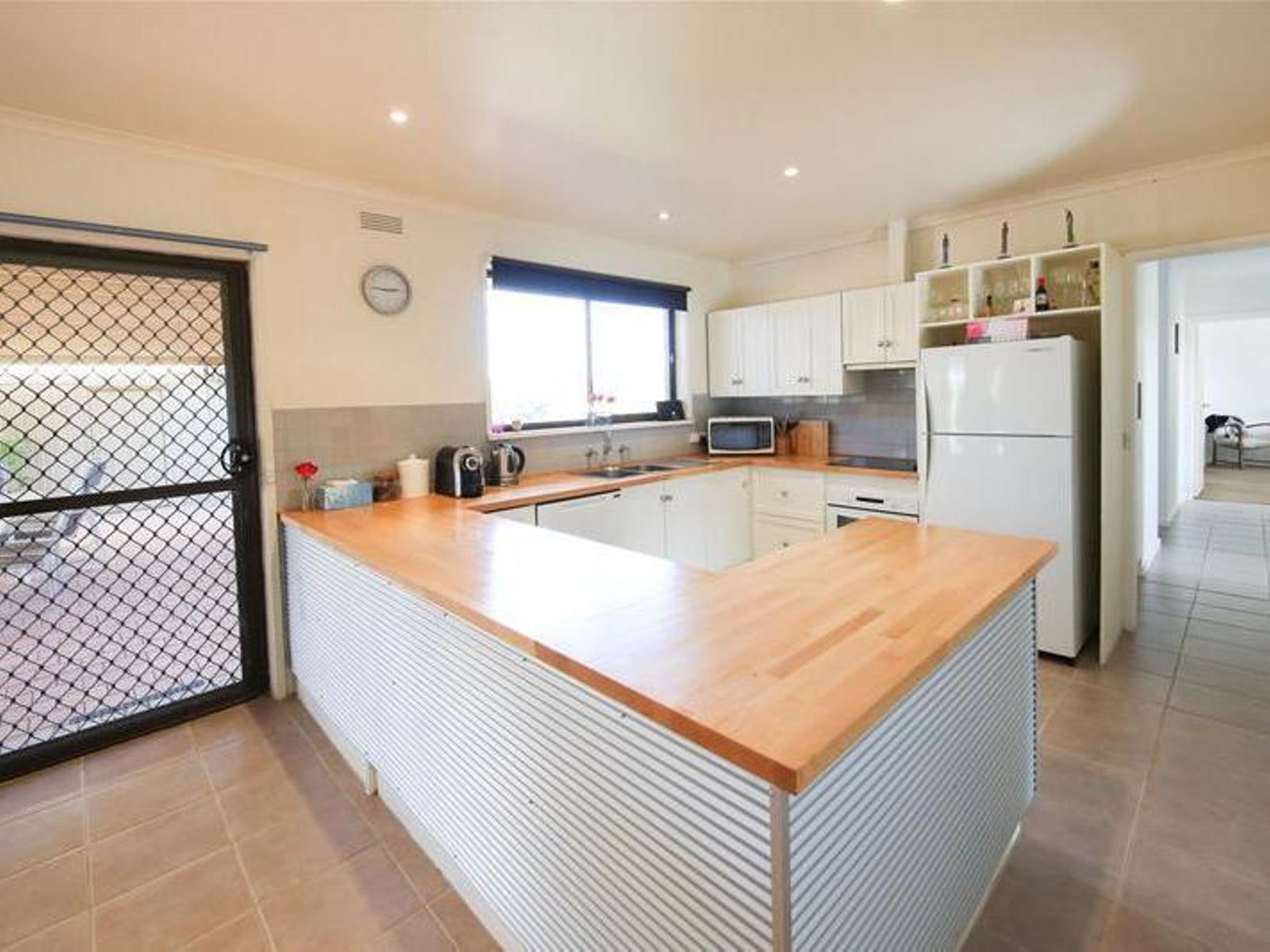 62 River Avenue, Birdwoodton - Thumbnail 5