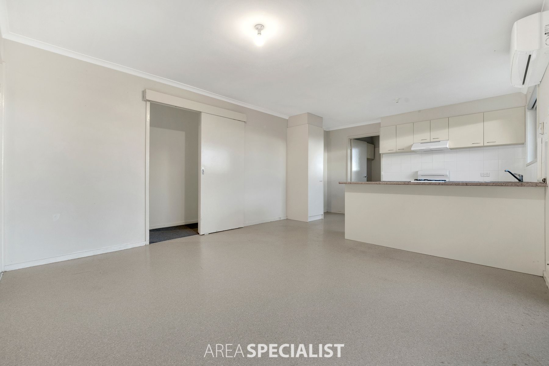 13 Channelle Close, Hampton Park, VIC 3976, Hampton Park - Thumbnail 4