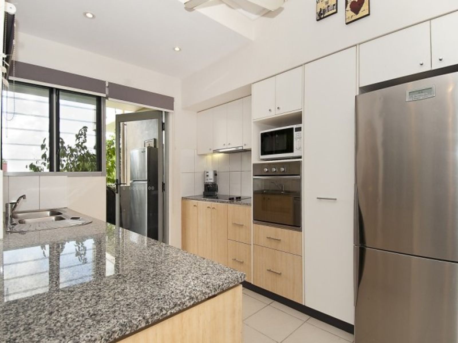 3/27B Dinah Beach Road, Stuart Park NT 0820, Stuart Park - Thumbnail 5