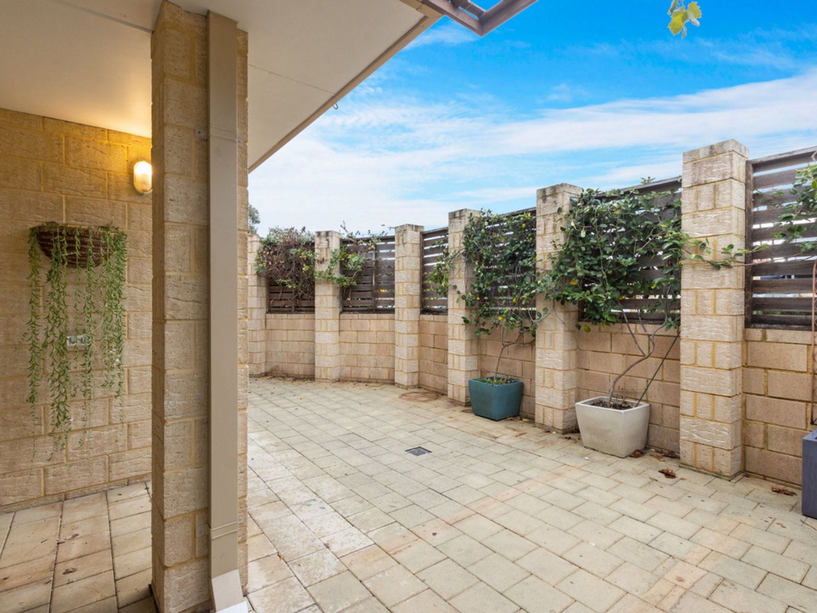 1/1A Skew Road, Bayswater WA 6053