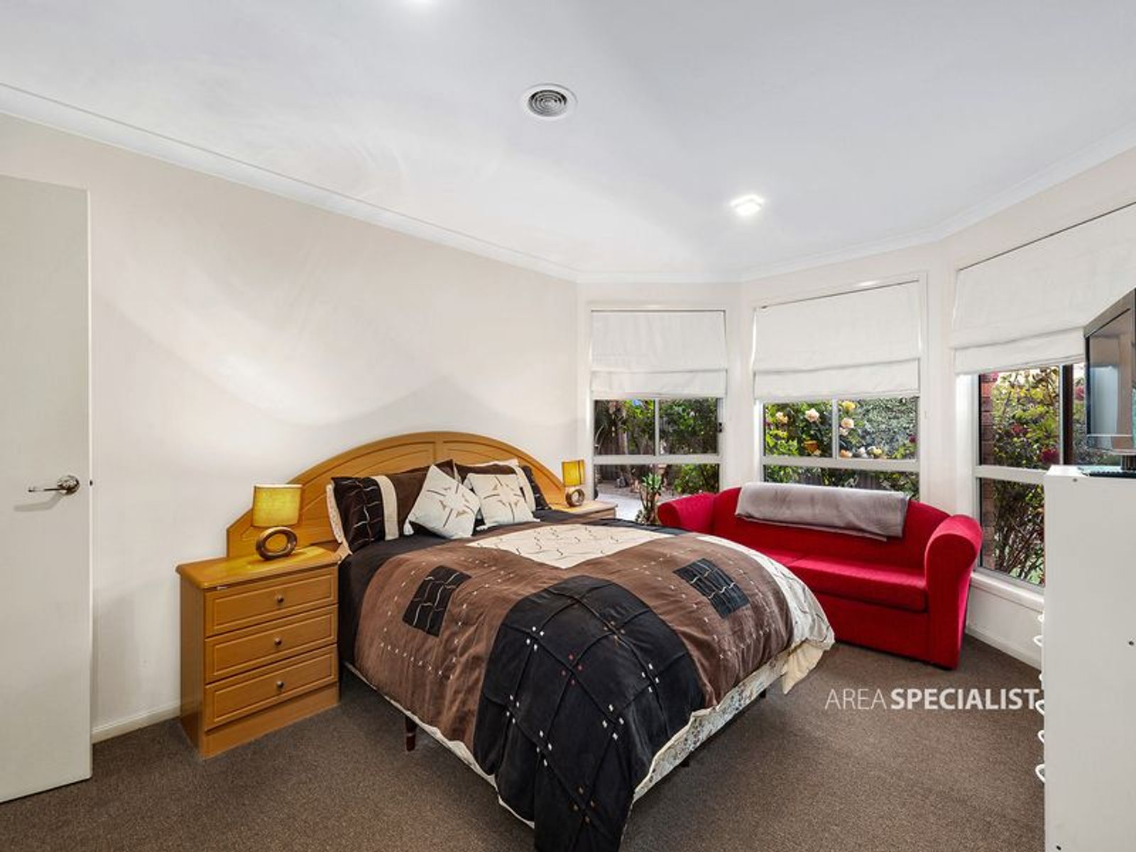 56 Phoenix Avenue, Cranbourne, VIC 3977, Cranbourne - Thumbnail 5