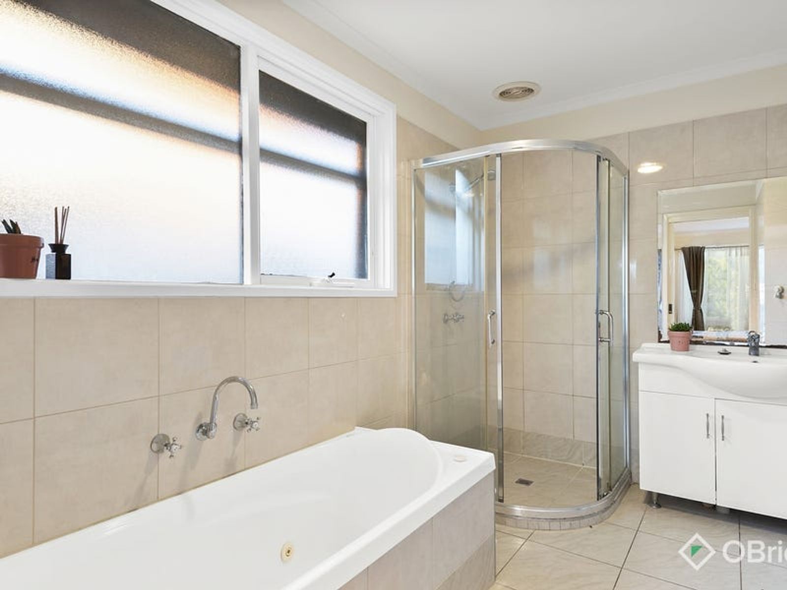 80 Gleneagles Drive, Endeavour Hills, VIC 3802, Endeavour Hills - Thumbnail 5
