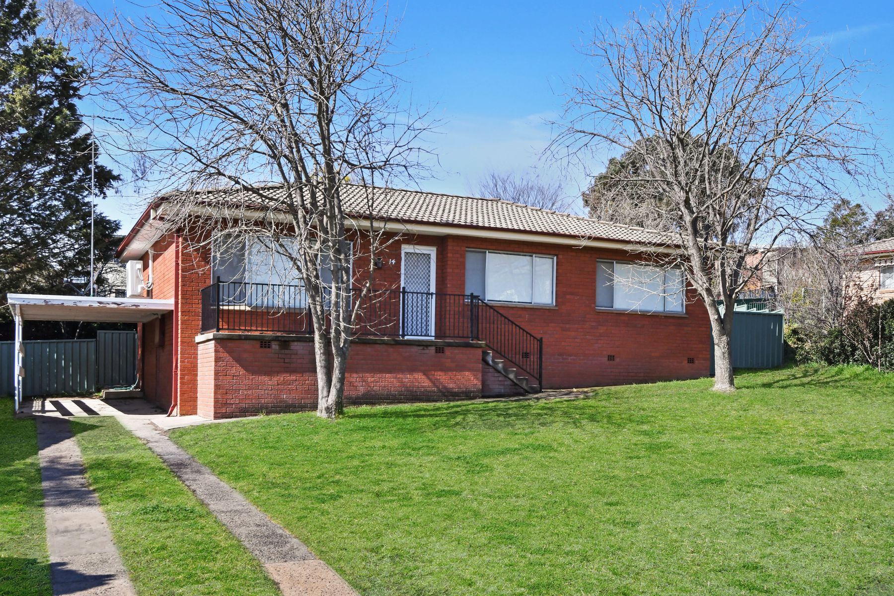 14 Casey Circuit, Bathurst NSW 2795