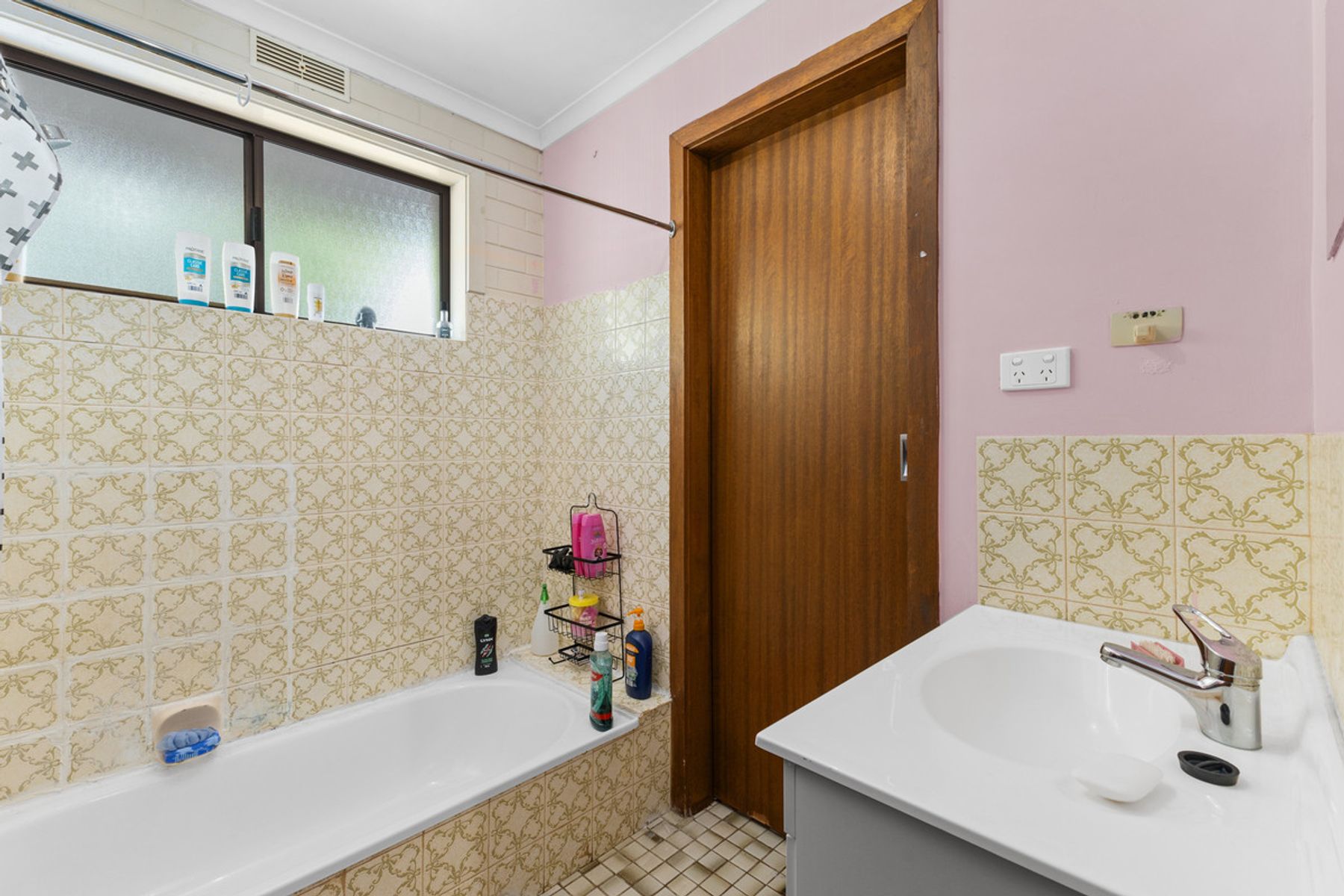2/2 Gladstone Street, Moe VIC 3825, Moe - Thumbnail 7