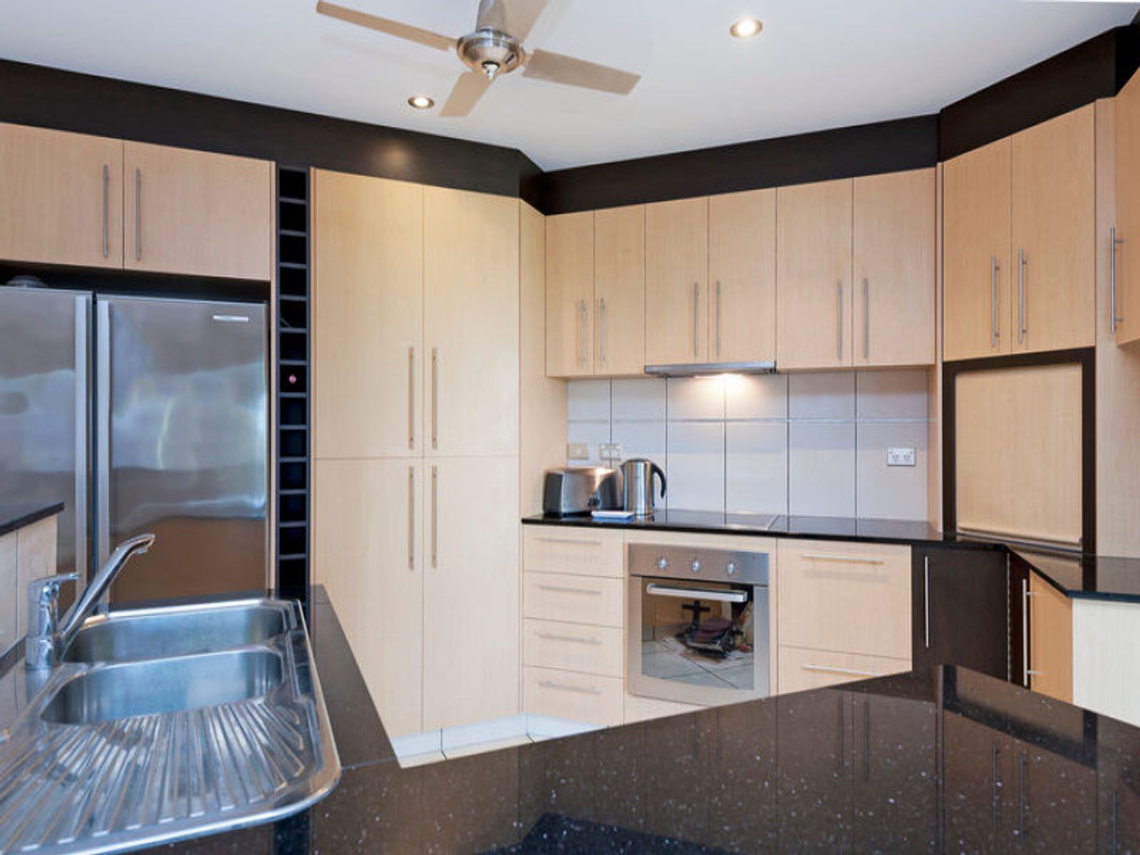 14/7 Warrego Court, Larrakeyah NT 0820, Larrakeyah - Thumbnail 2