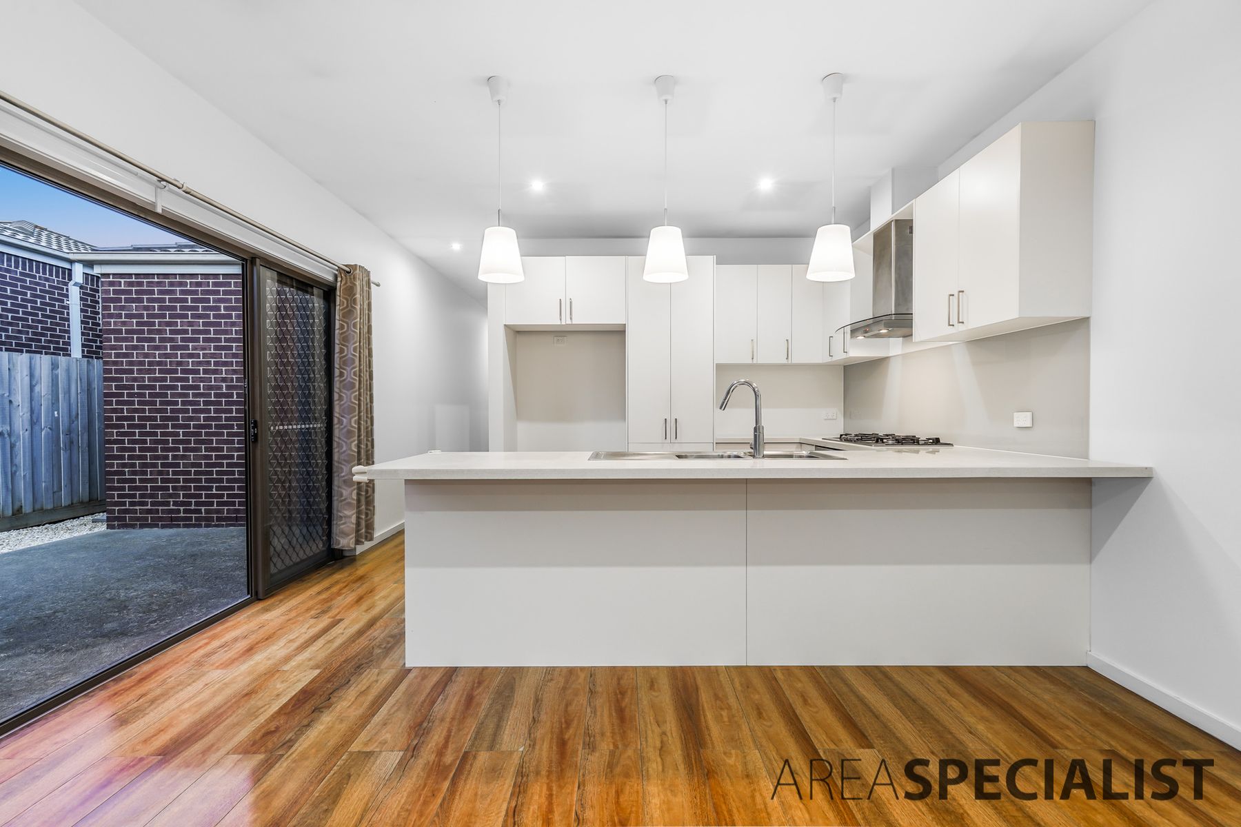 9 Coberley Way, Cranbourne North, VIC 3977, Cranbourne North - Thumbnail 2