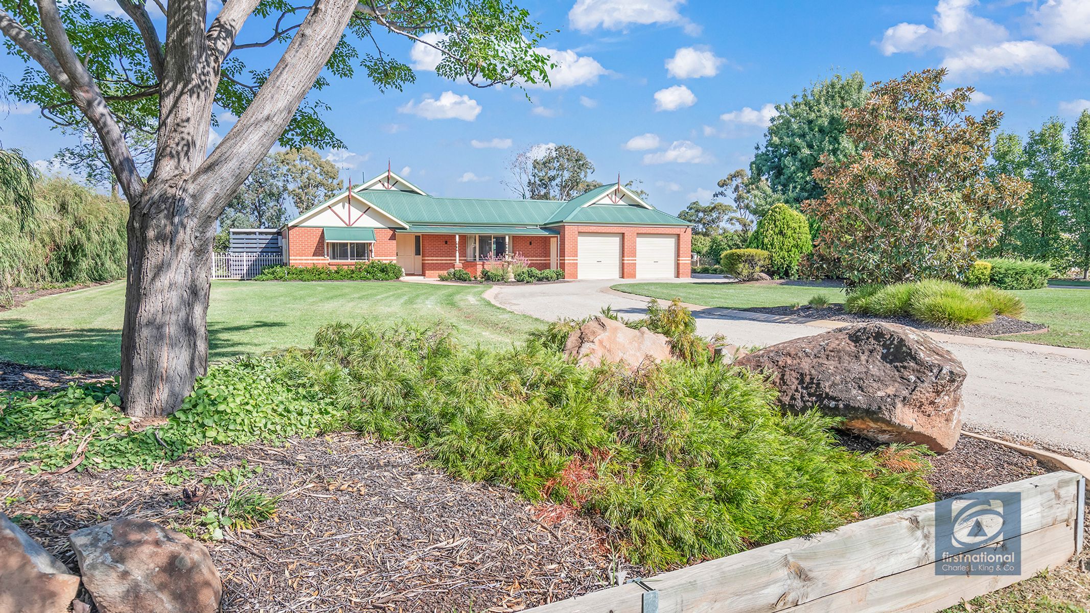 207 Wharparilla Drive, Echuca VIC 3564, Echuca - Thumbnail 2