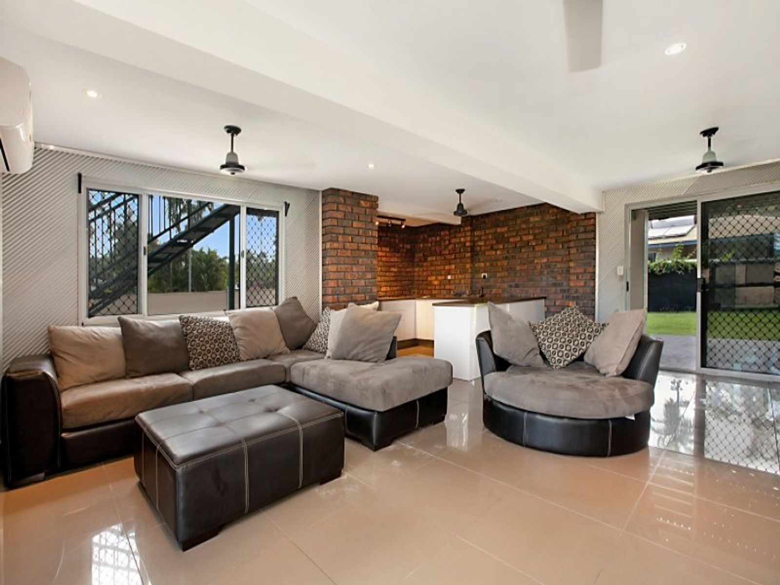 34 Calytrix Road, Karama NT 0812, Karama - Thumbnail 2