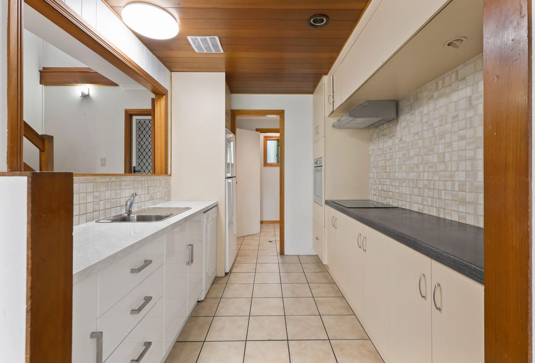 2/9 Pacific Drive, Blacks Beach QLD 4740, Blacks Beach - Thumbnail 8