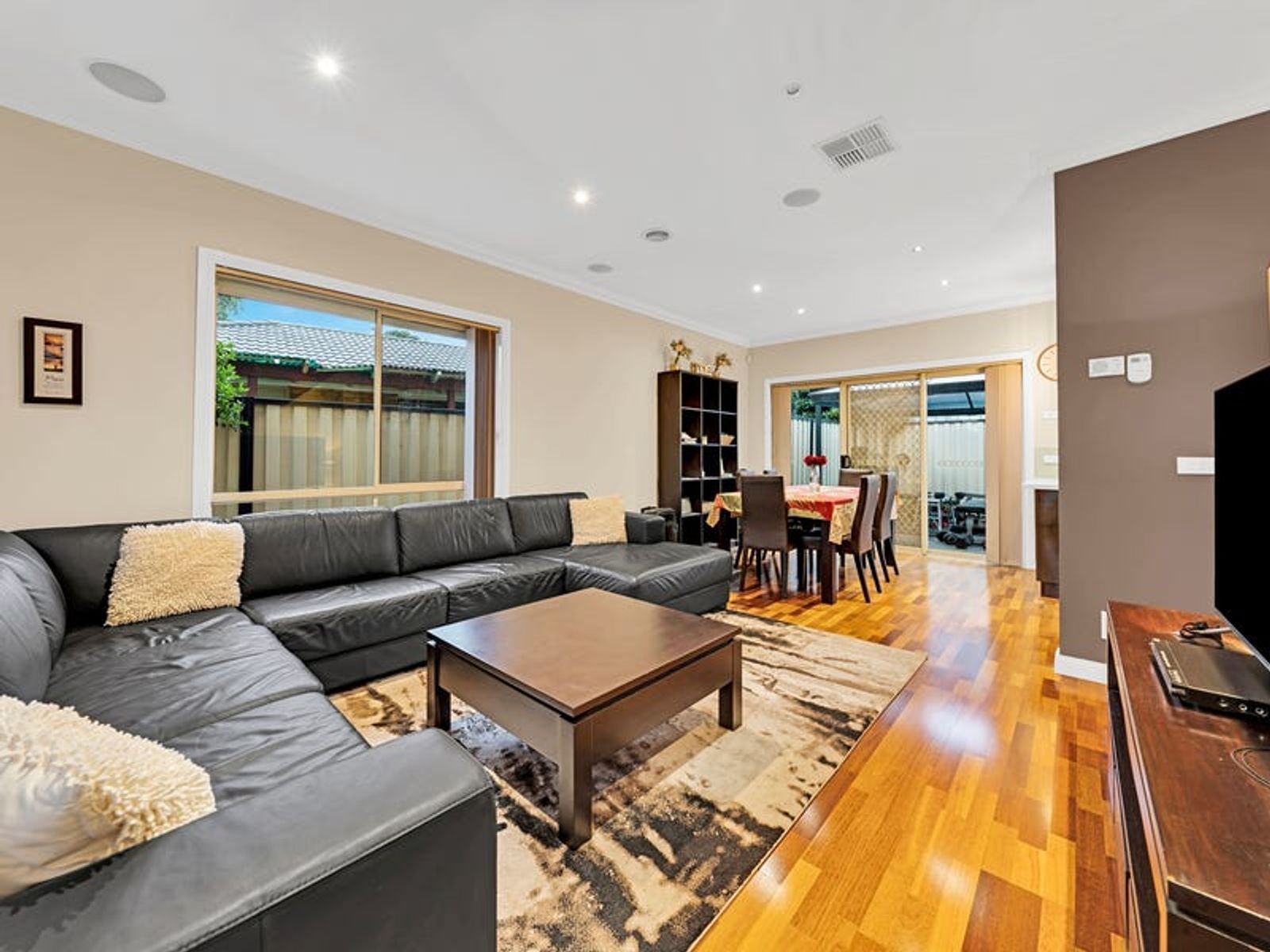 12 Branton Drive, Hampton Park, VIC 3976, Hampton Park - Thumbnail 4