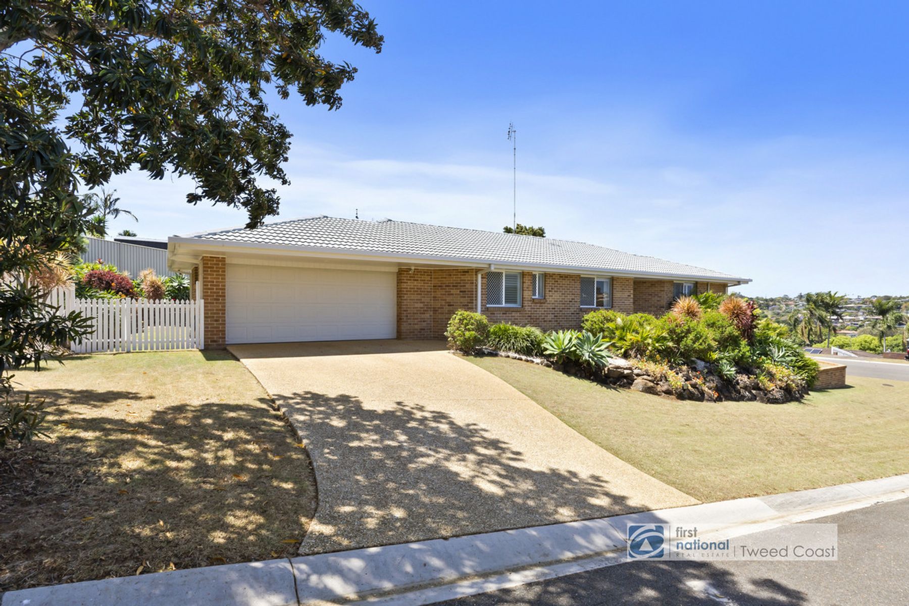 70 Glen Ayr Drive, Banora Point NSW 2486, Banora Point - Thumbnail 4
