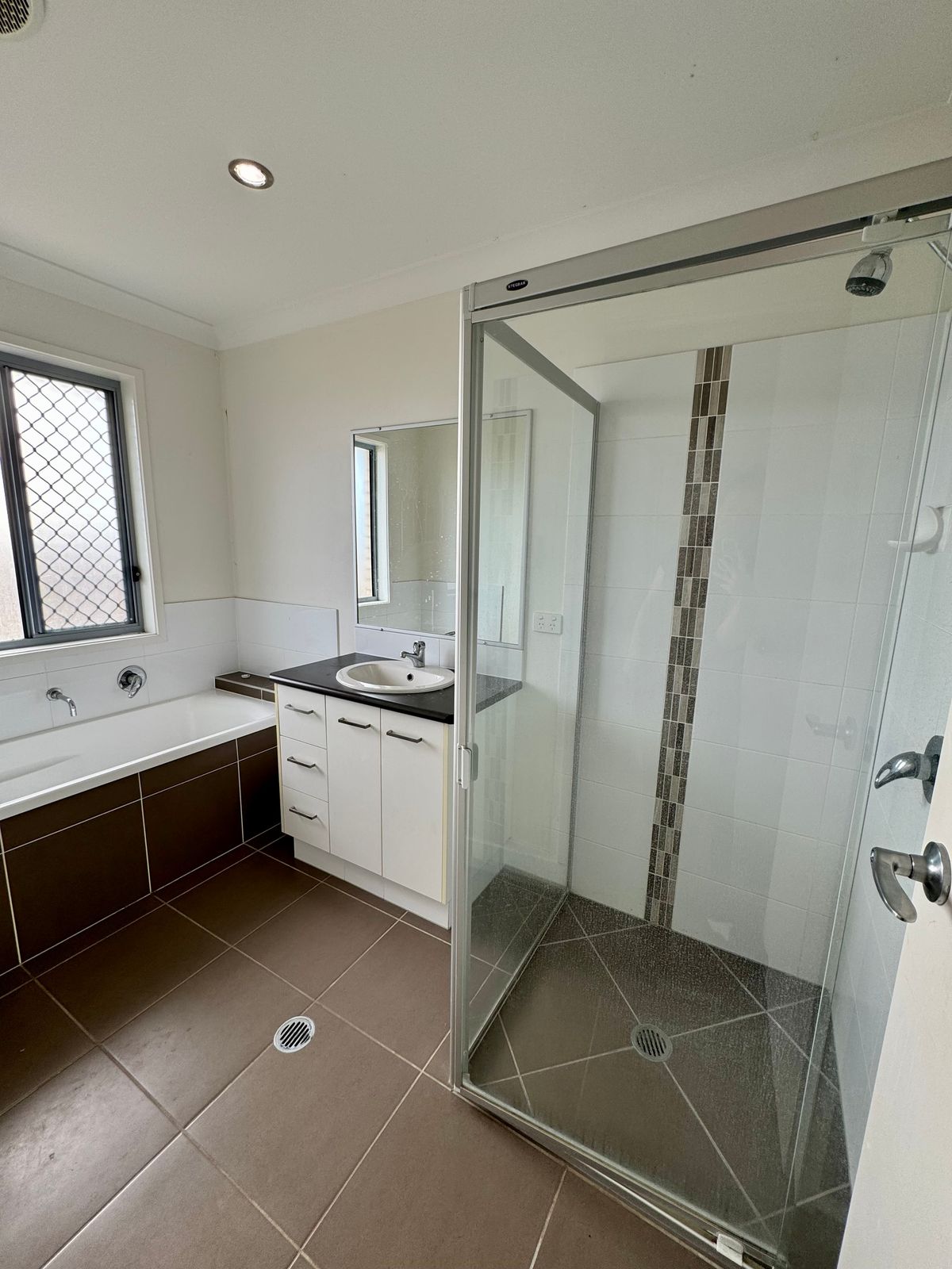 38 BRIDGEMAN PARADE, Chinchilla QLD 4413, Chinchilla - Thumbnail 8