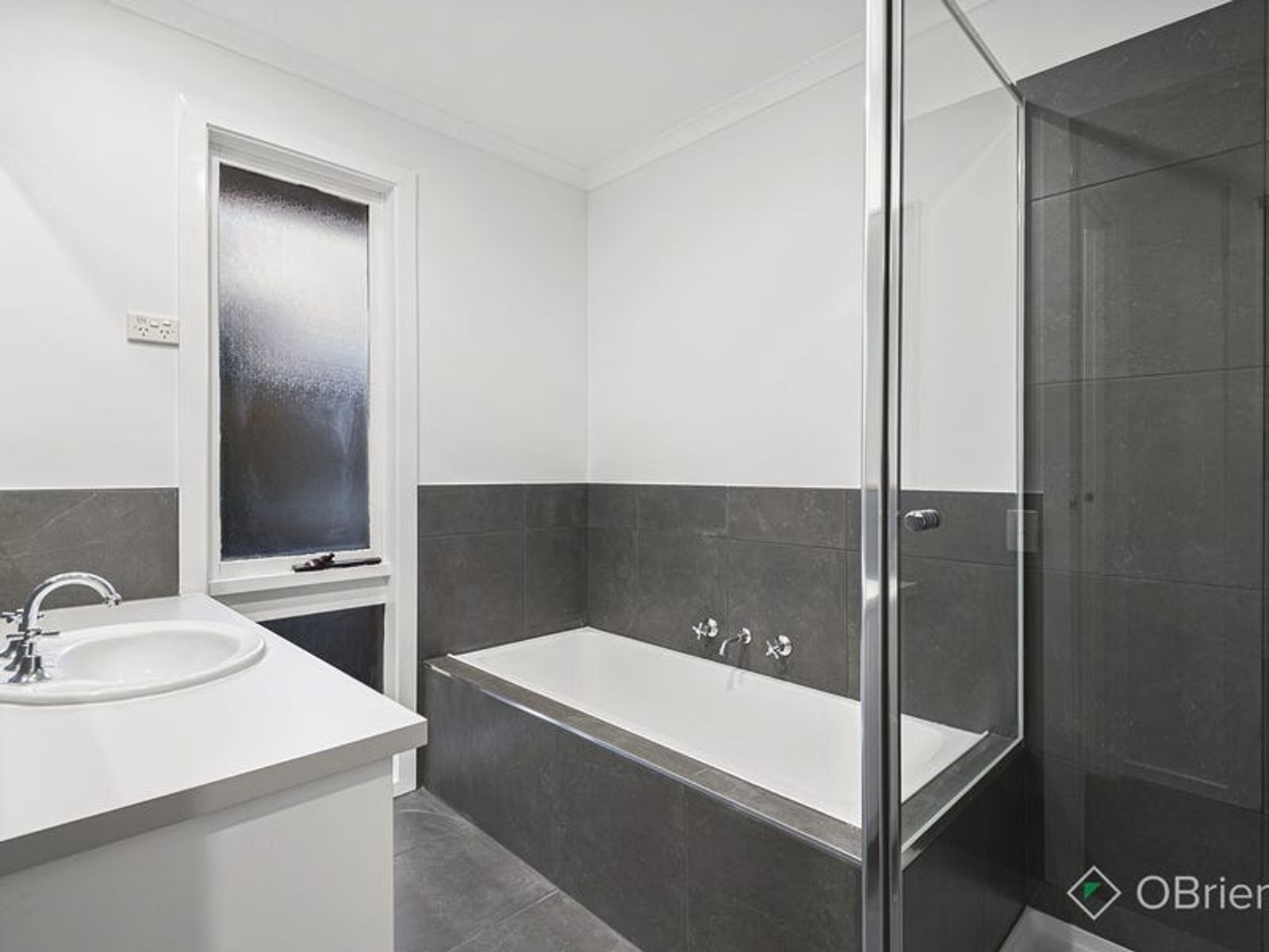 4 Gabo Court, Endeavour Hills, VIC 3802, Endeavour Hills - Thumbnail 6