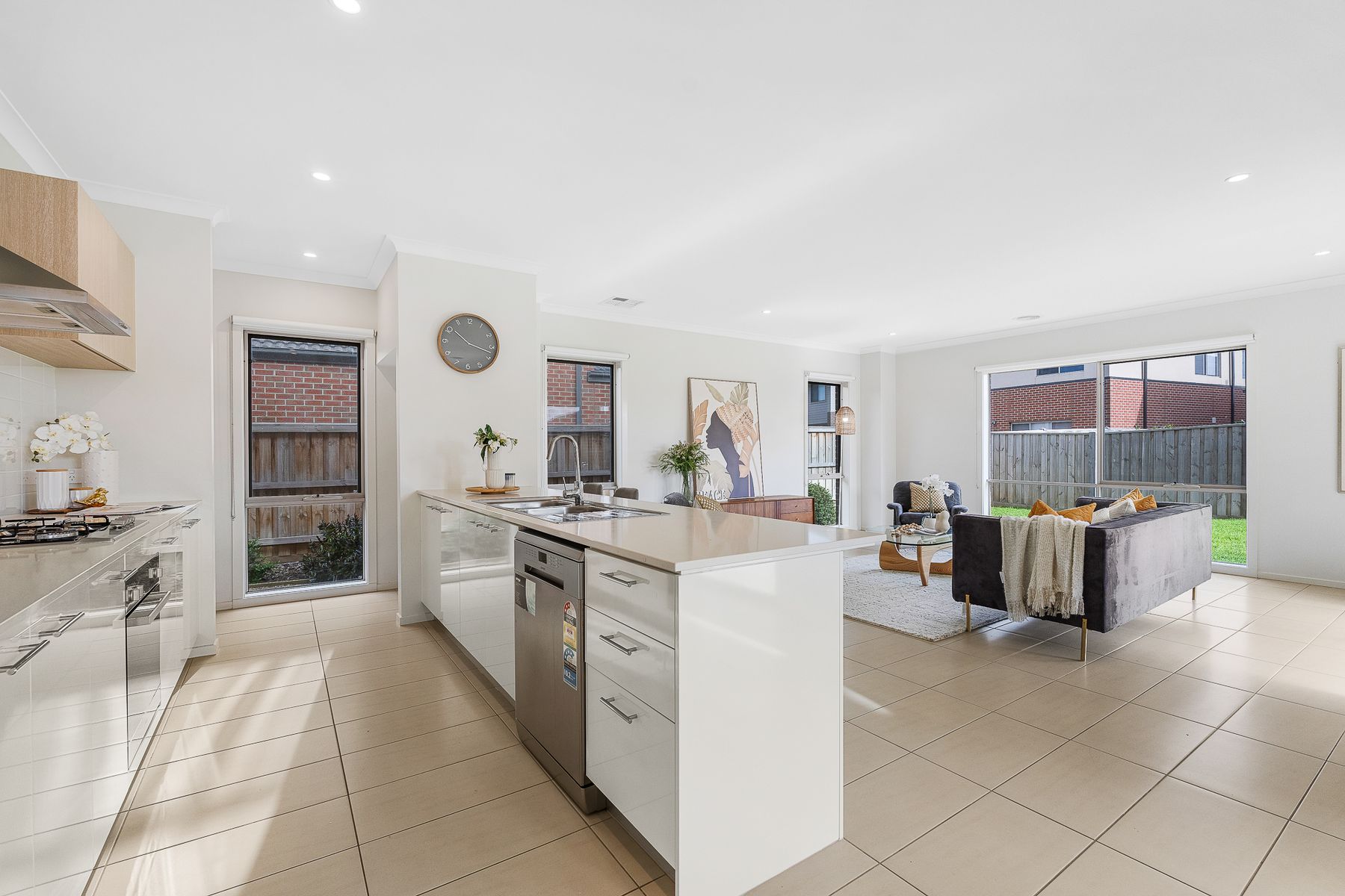 13 Oakridge Street, Point Cook, VIC 3030, Point Cook - Thumbnail 7