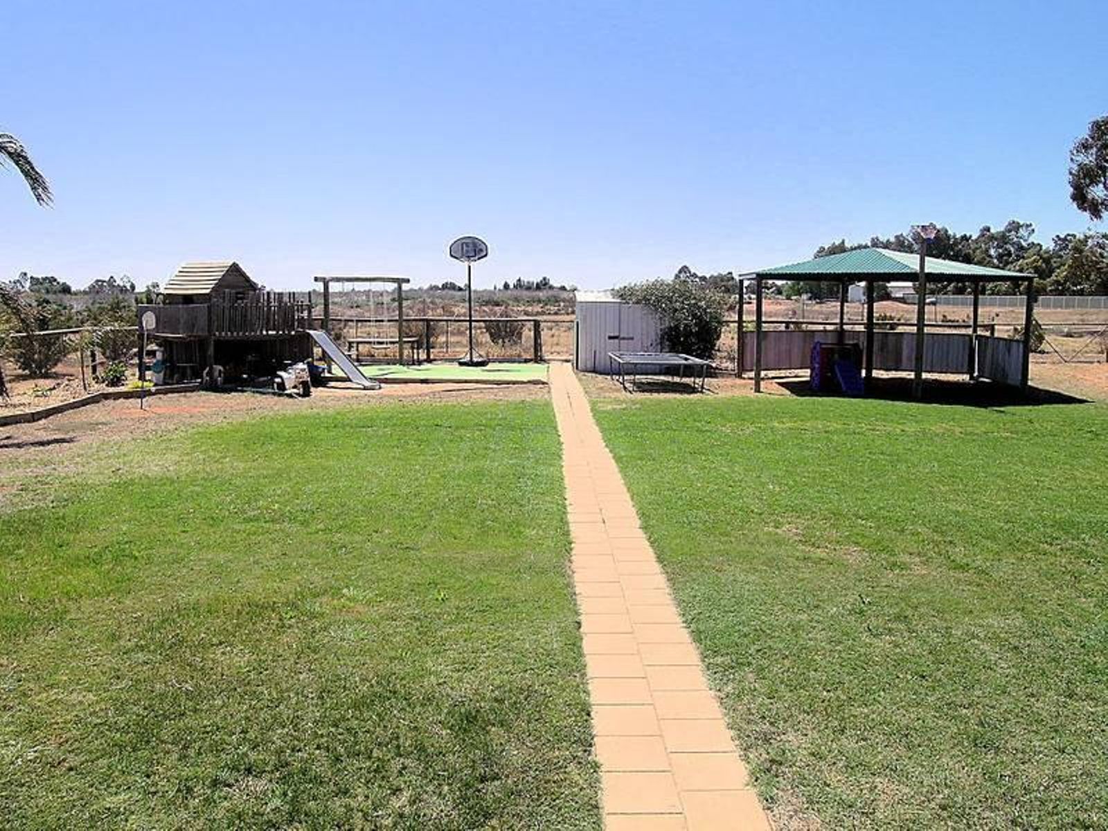 96 Gordon Avenue, Mildura - Thumbnail 7
