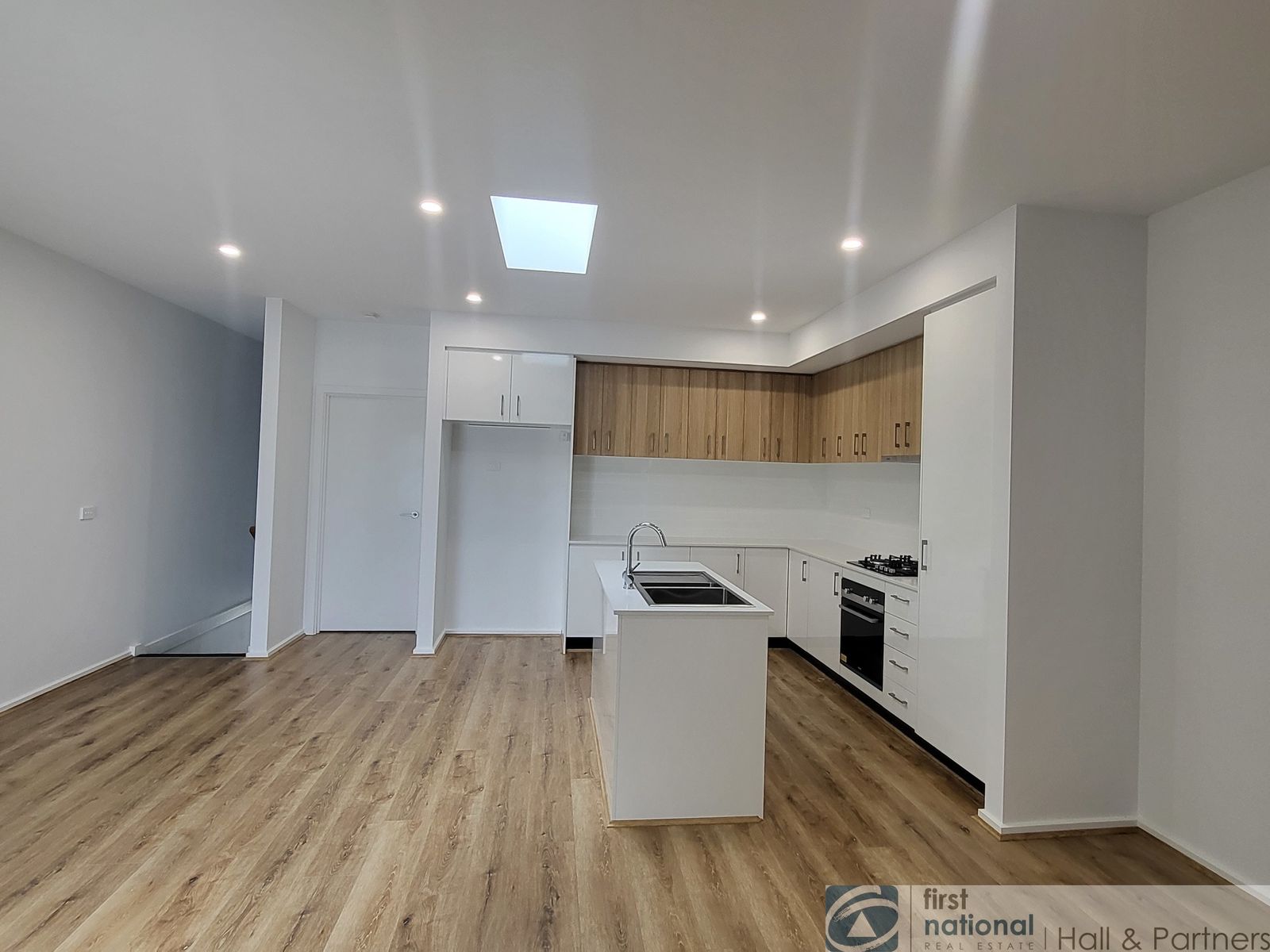 32 Limestone Drive, Berwick VIC 3806, Berwick - Thumbnail 4