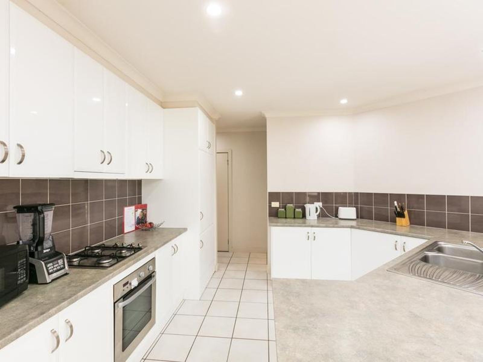 1 Peter John  Court, Mildura - Thumbnail 3