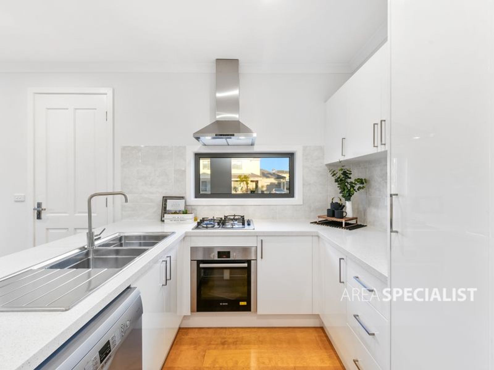 1/16 Prince Street, Springvale, VIC 3171, Springvale - Thumbnail 3