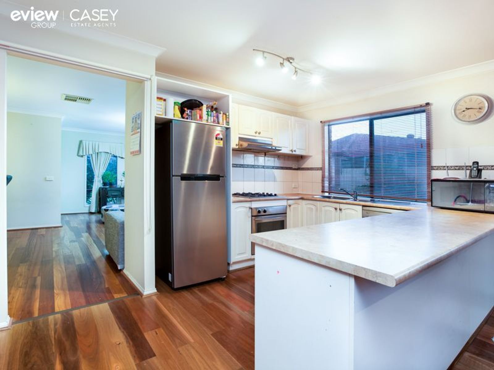 9 Durack Avenue, Lynbrook - Thumbnail 8