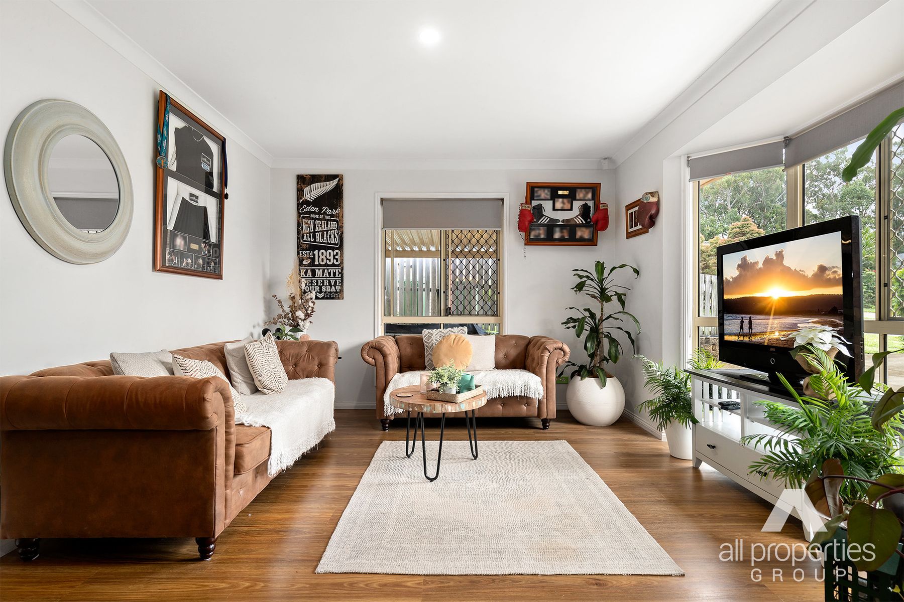 16 Park Close, Hillcrest QLD 4118, Hillcrest - Thumbnail 2