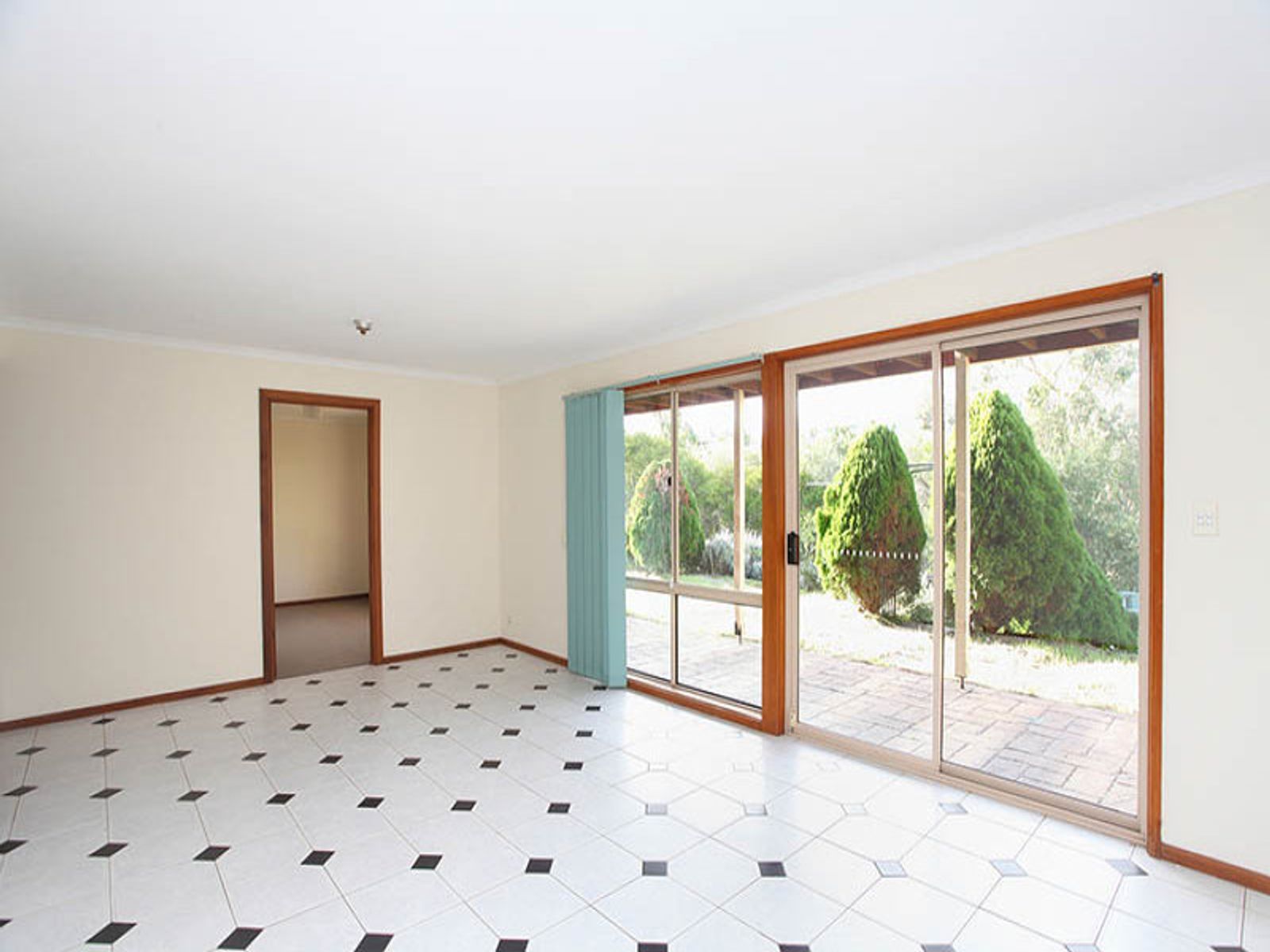 57 Greenridge Court, Wynn Vale, SA 5127, Wynn Vale - Thumbnail 7