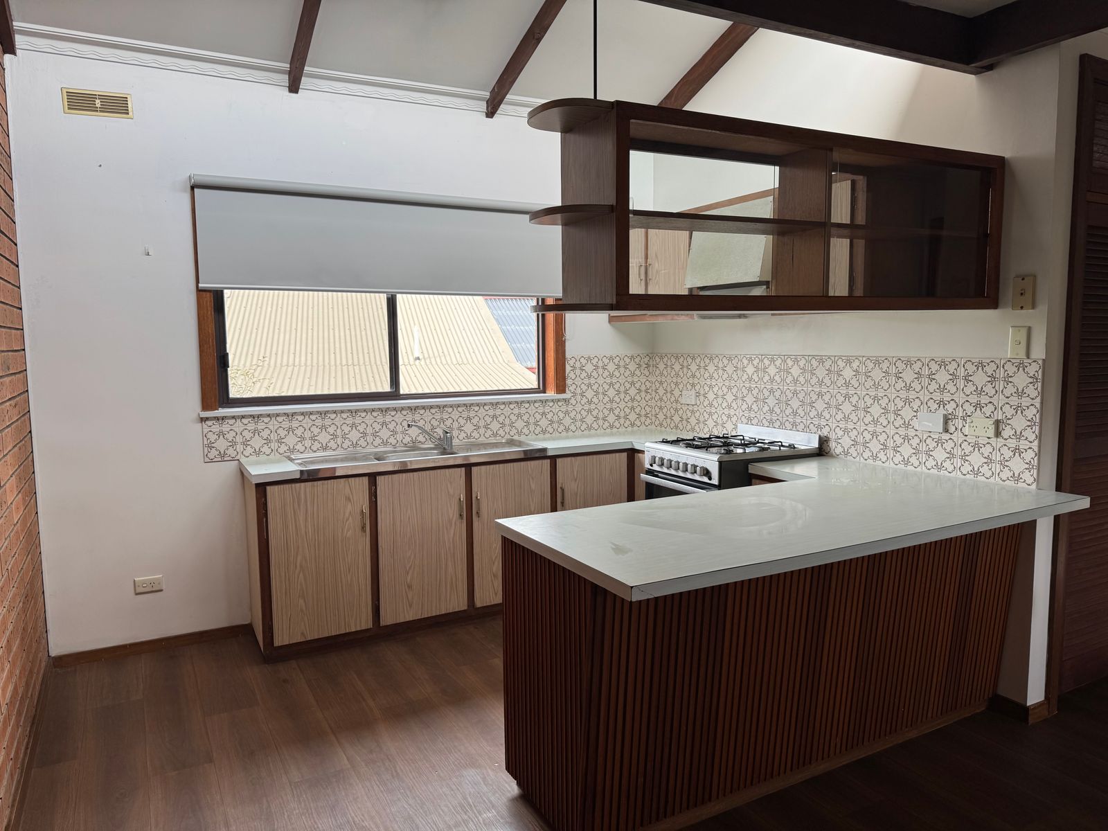 2/41 Bank Street, Traralgon VIC 3844, Traralgon - Thumbnail 2