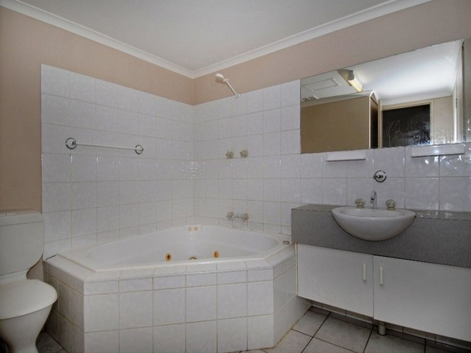 96/21 Cavenagh Street, Darwin City NT 0800, Darwin City - Thumbnail 3