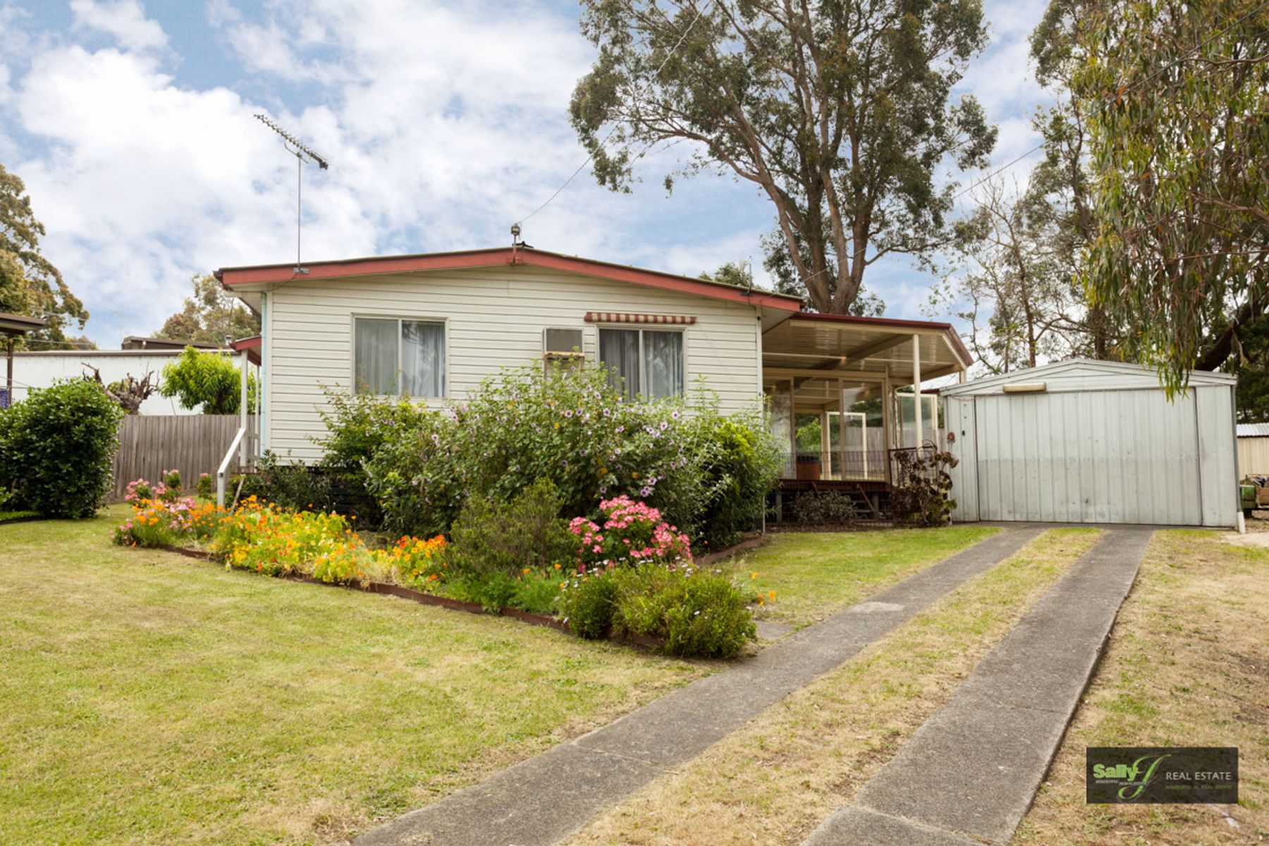 6 Tanjil Court, Willow Grove, VIC 3825