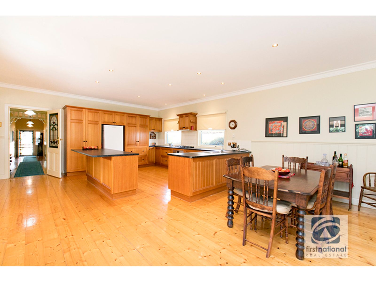 33 Peace Avenue, Warragul, VIC 3820, Warragul - Thumbnail 3