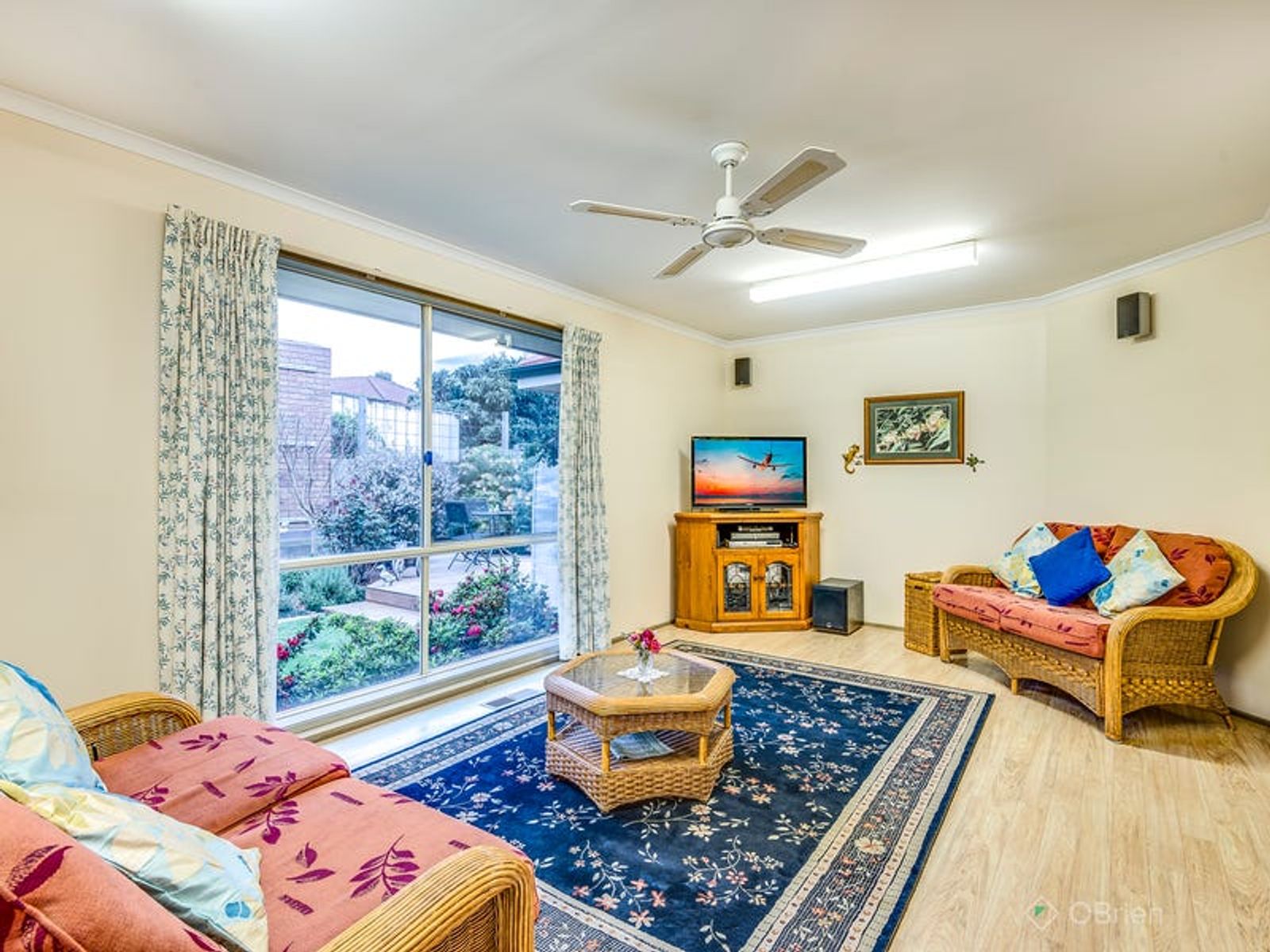 14 Showjump Crescent, Endeavour Hills, VIC 3802, Endeavour Hills - Thumbnail 3