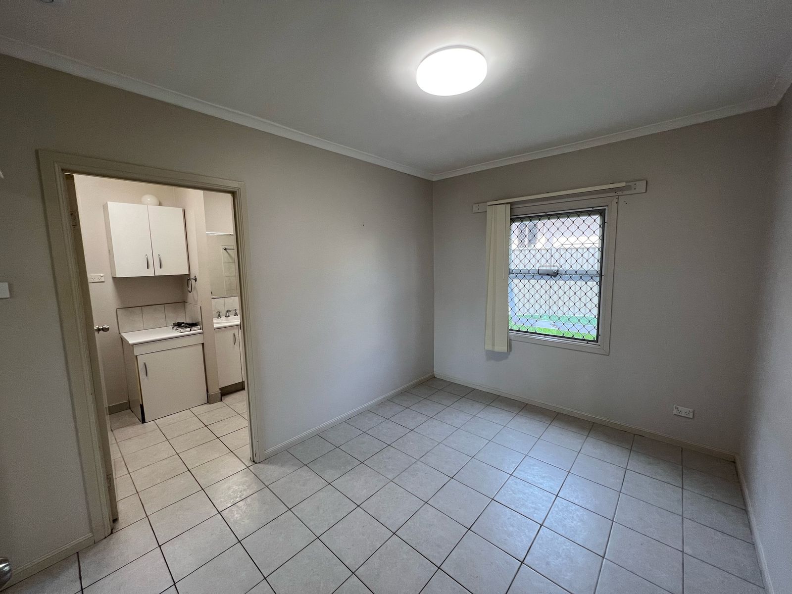 2/39 Sunset Boulevard, Surfers Paradise QLD 4217, Surfers Paradise - Thumbnail 7
