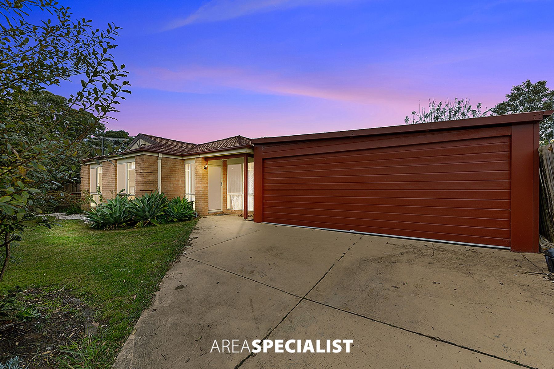 3 Harness Place, Pakenham, VIC 3810, Pakenham - Thumbnail 2
