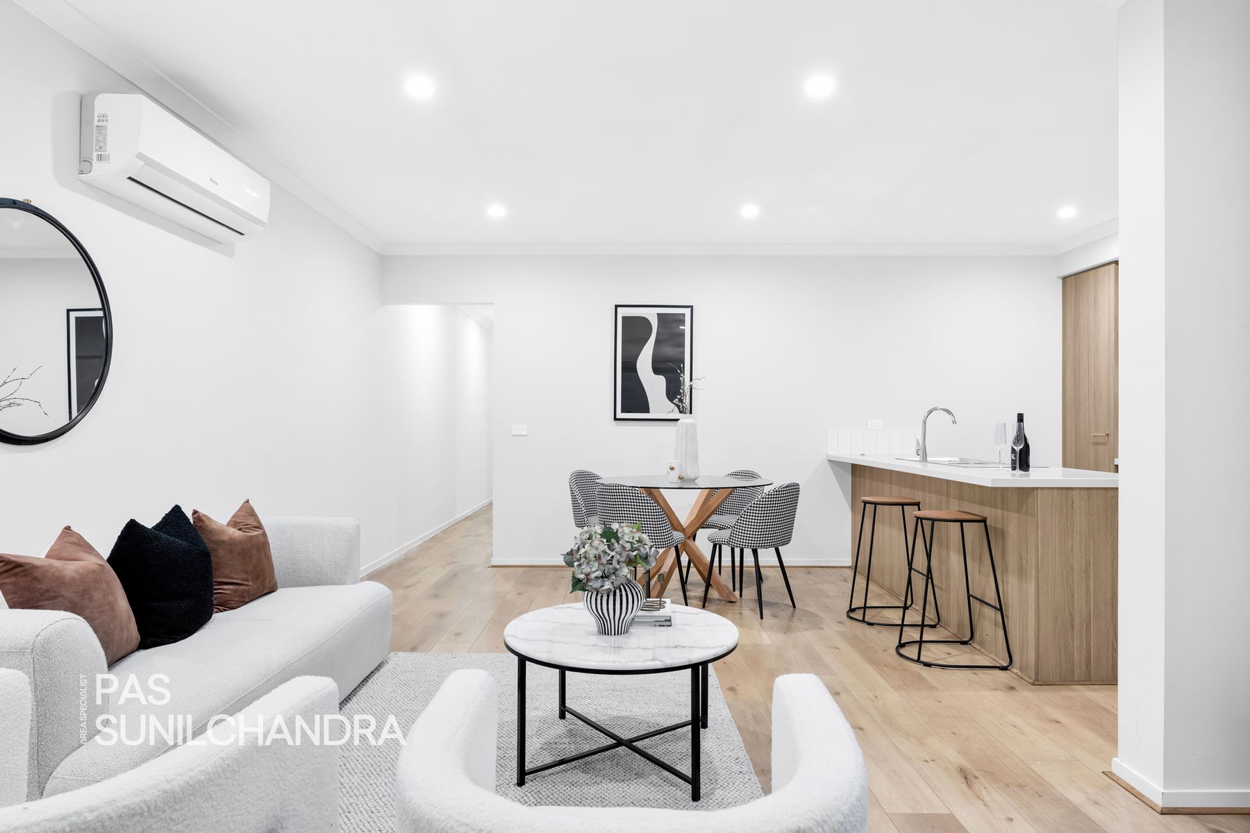 28A Plymouth Boulevard, Clyde North, VIC 3978, Clyde North - Thumbnail 4