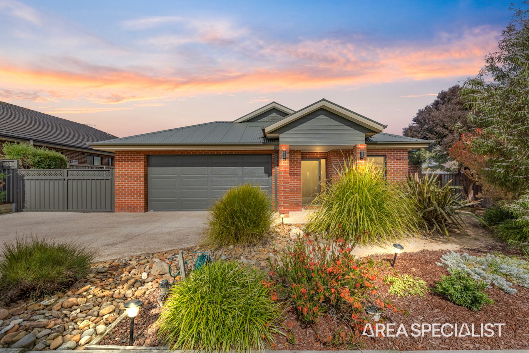 6 Landy Circuit, Pakenham, VIC 3810, Pakenham - Thumbnail 2