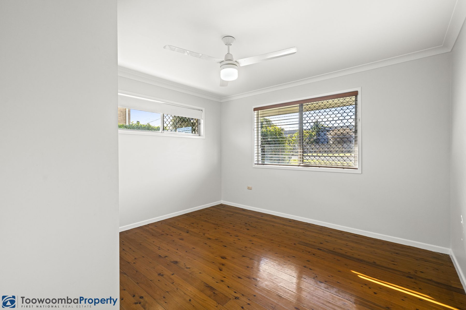 64 Sardon Street, Centenary Heights QLD 4350, Centenary Heights - Thumbnail 5