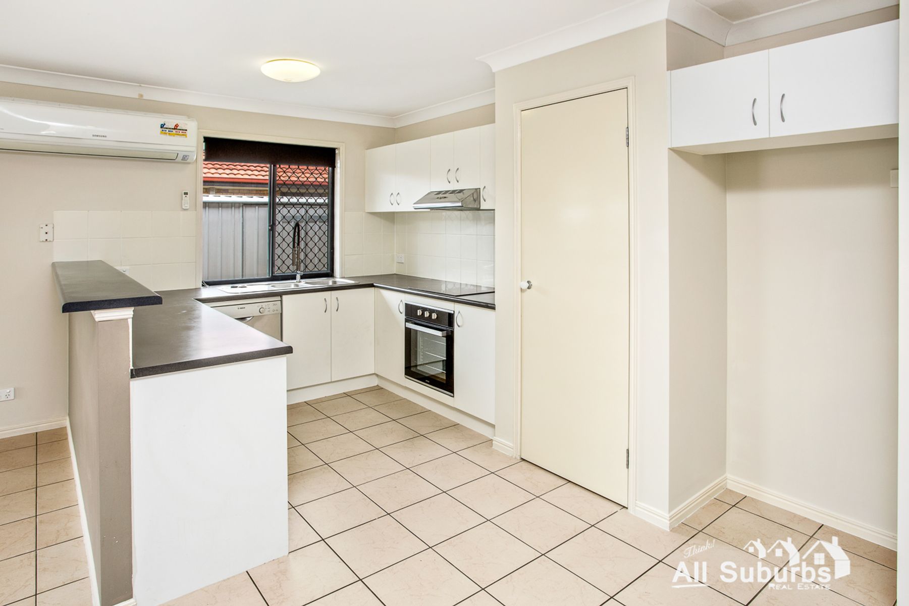 15 Judith Street, Crestmead QLD 4132, Crestmead - Thumbnail 3