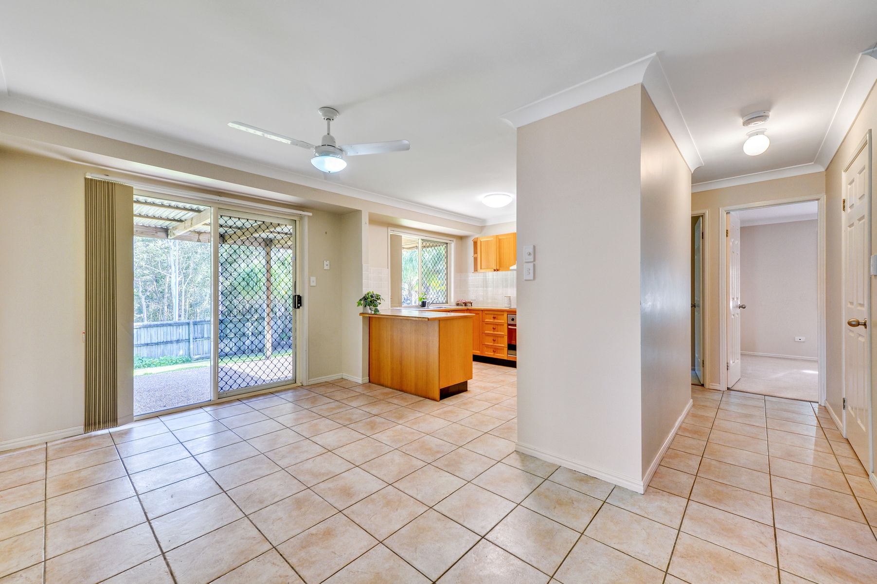 19 Regal Drive, Regents Park QLD 4118, Regents Park - Thumbnail 6