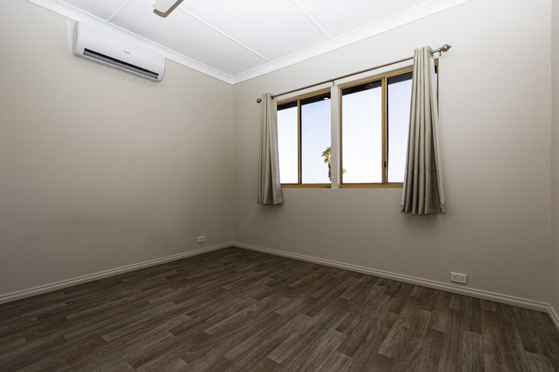 Lightbox Image