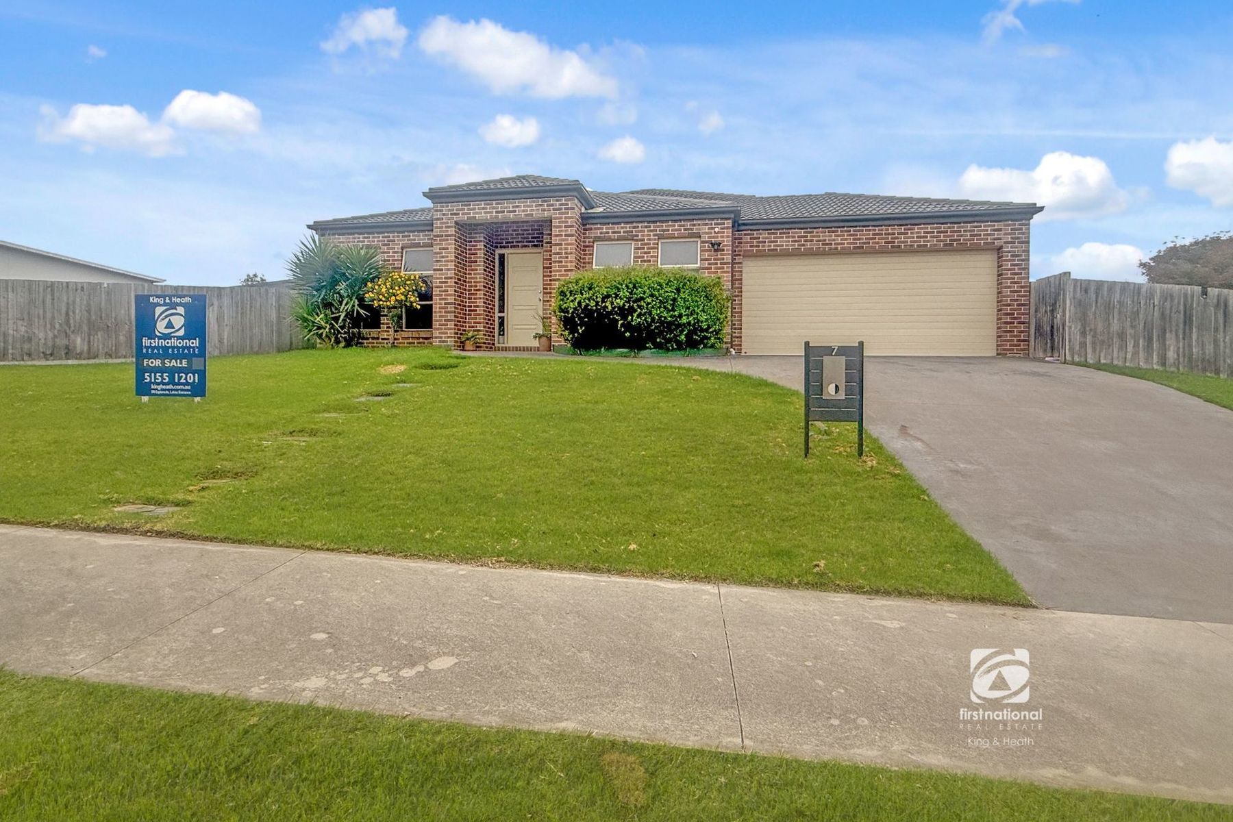 7 Norman Court, Lakes Entrance VIC 3909, Lakes Entrance - Thumbnail 2