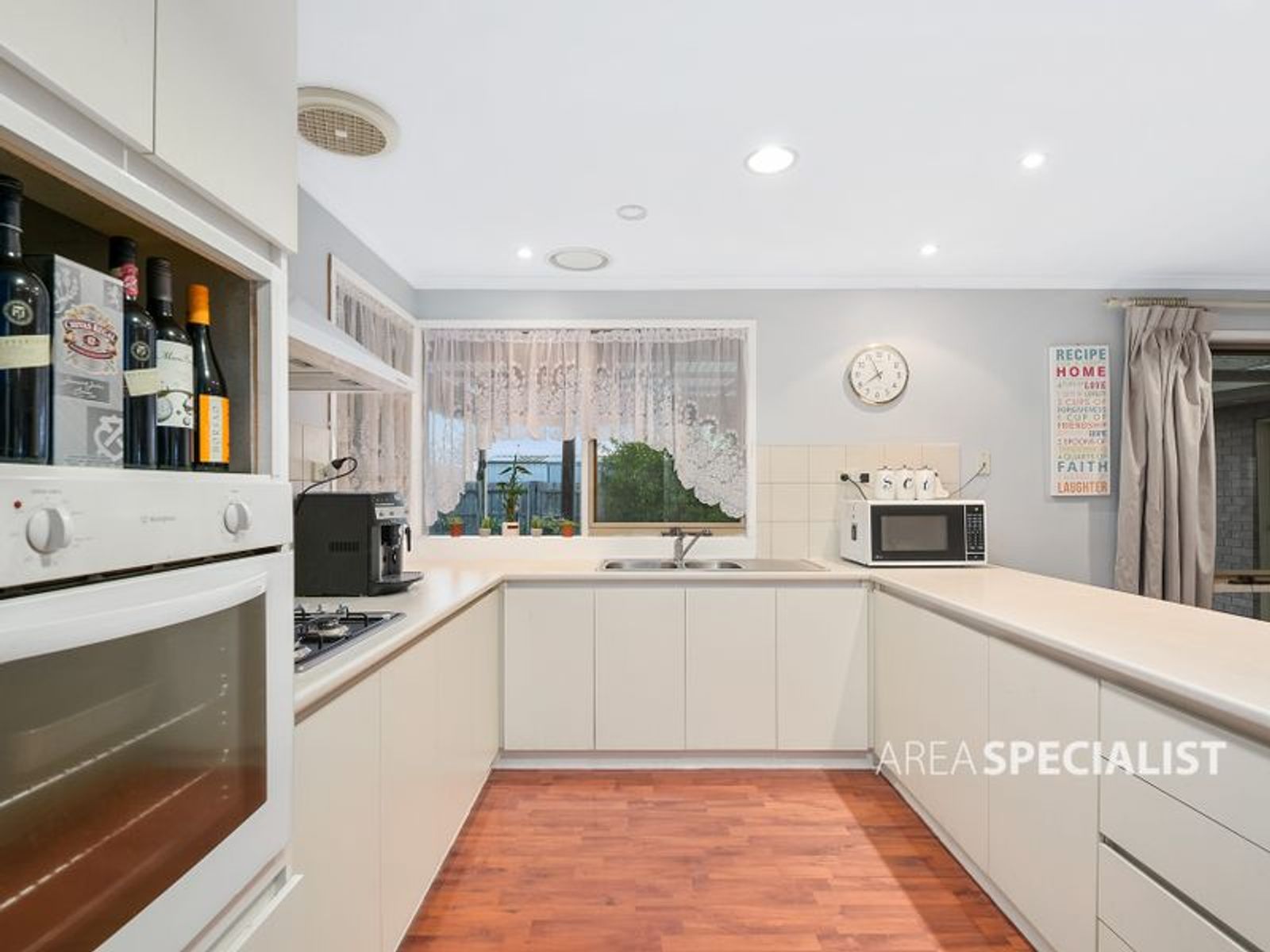 22 Plaistow Court, Cranbourne North, VIC 3977, Cranbourne North - Thumbnail 5