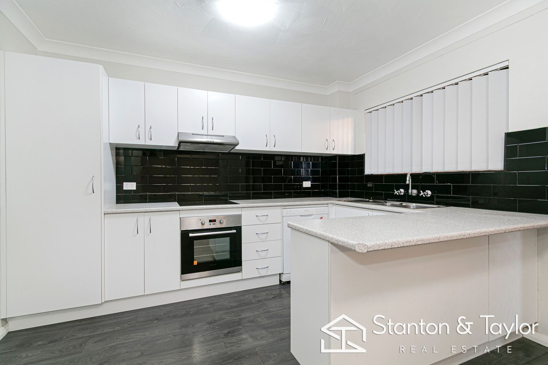 2/17 Preston Street, Jamisontown - Thumbnail 3