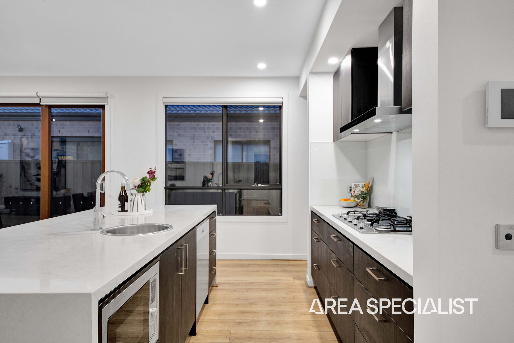 80 Ornament Avenue, Tarneit, VIC 3029, Tarneit - Thumbnail 7