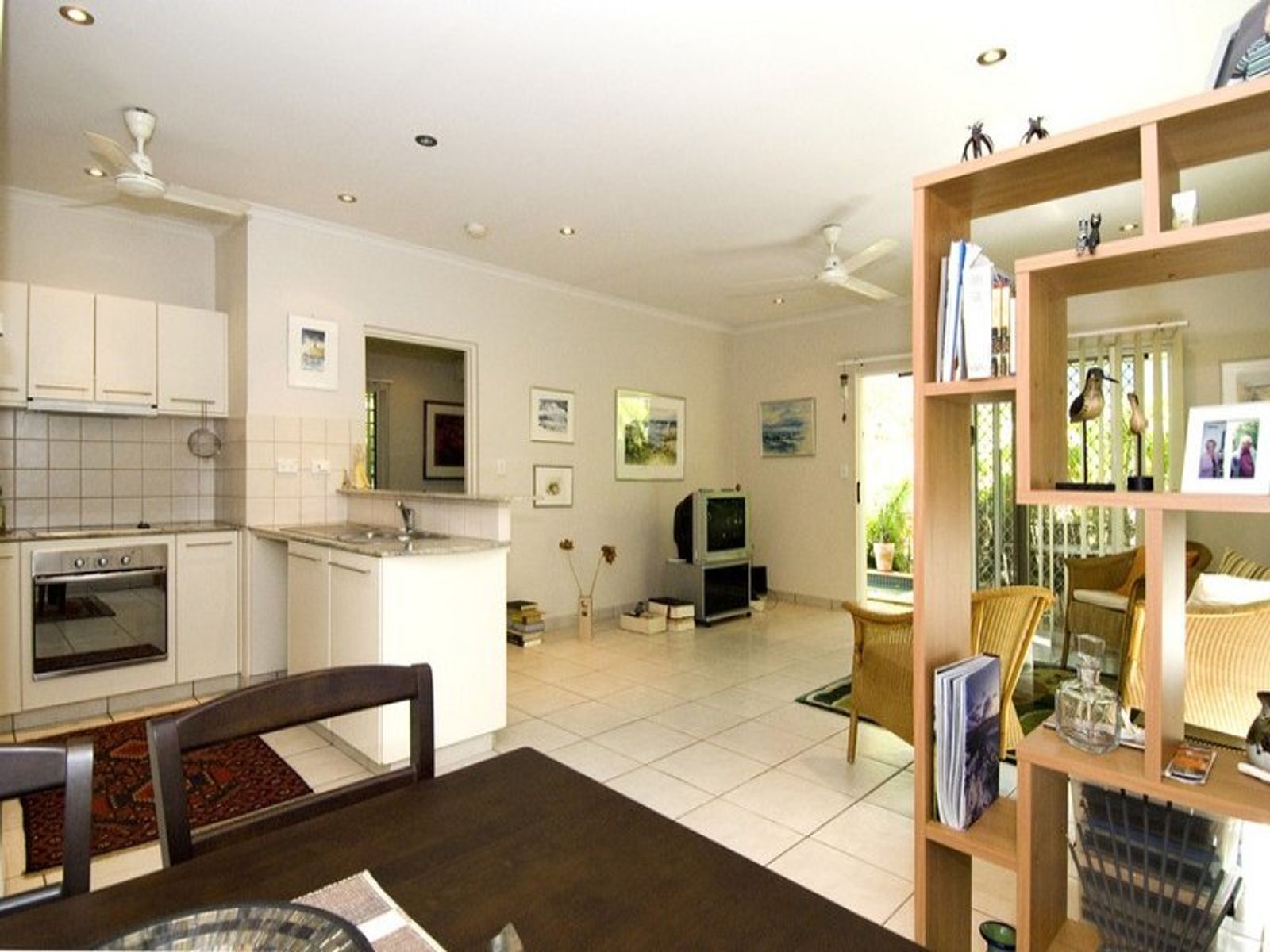 1/10 Sovereign Circuit, Coconut Grove NT 0810, Coconut Grove - Thumbnail 4