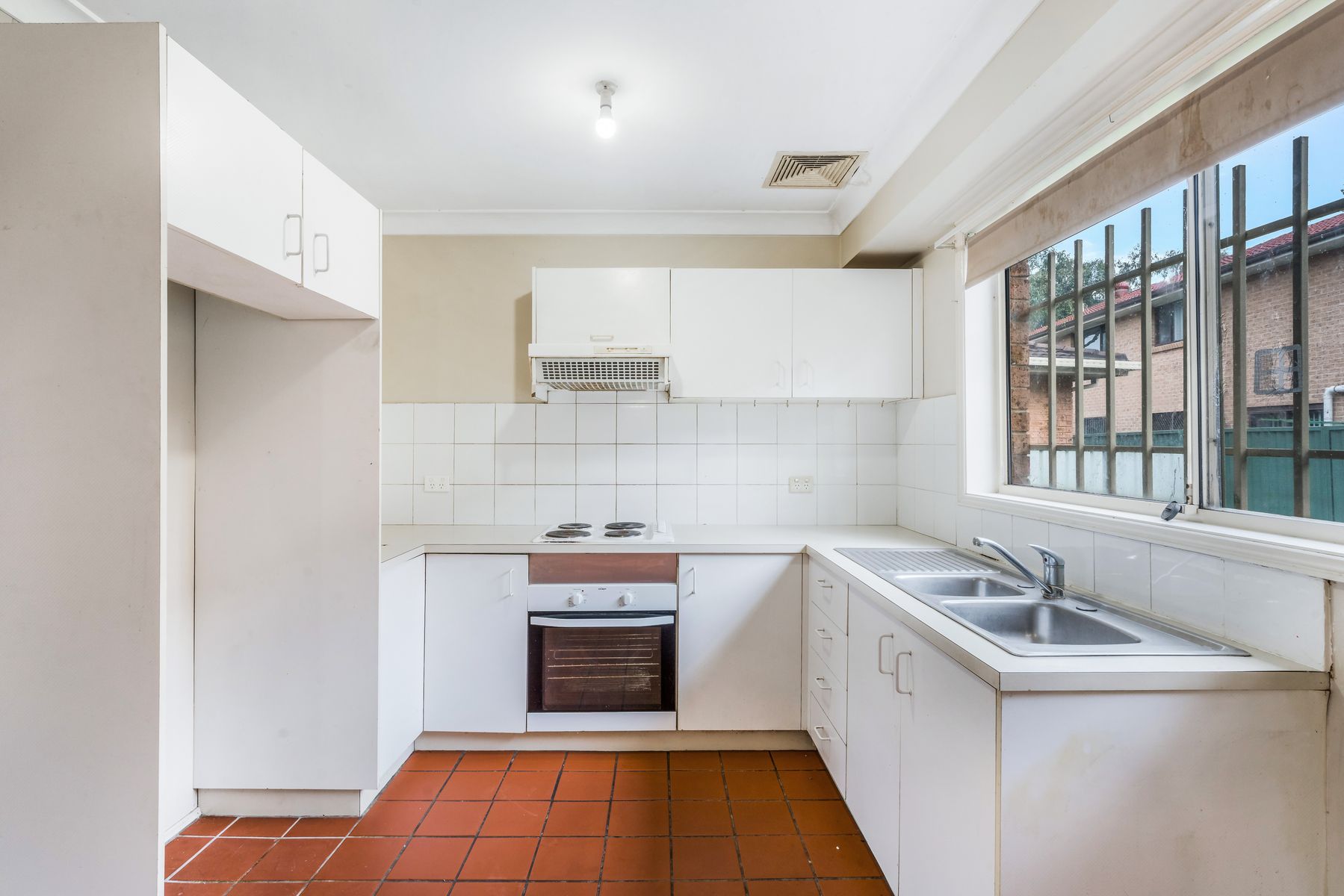 5/13A Crosio Place, Bonnyrigg NSW 2177, Bonnyrigg - Thumbnail 6