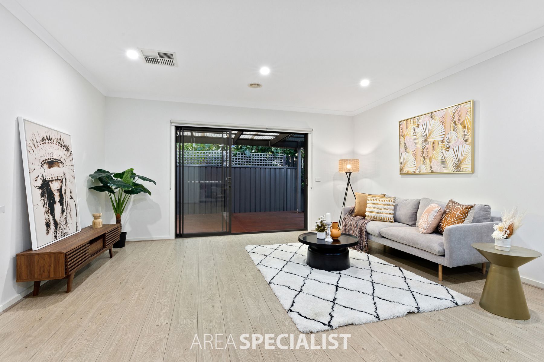 13 Quist Parade, Cranbourne West, VIC 3977, Cranbourne West - Thumbnail 4