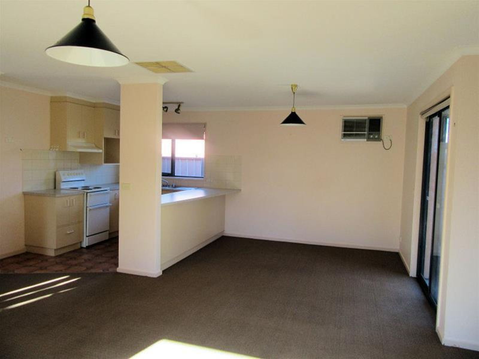 2/18 De Garis Drive, Mildura - Thumbnail 3