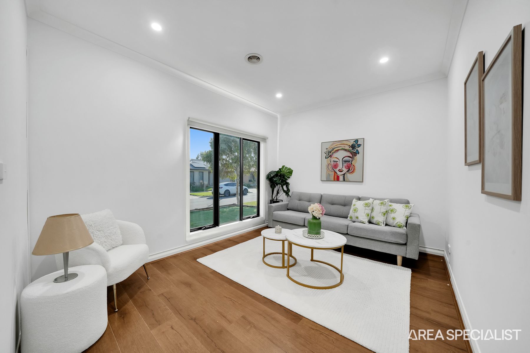 16 Grampians Avenue, Werribee, Werribee - Thumbnail 4